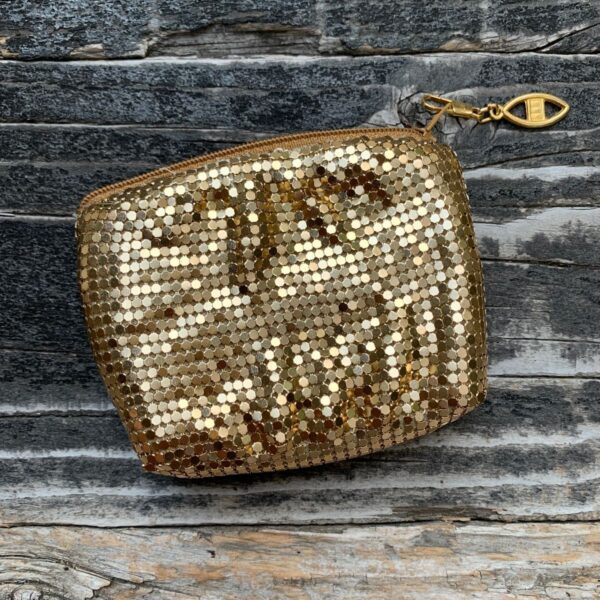 product details: MESH CHAIN MAIL SLINKY GOLD ZIPPER COIN PURSE photo