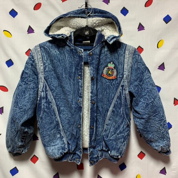 product details: RETRO ACID WASH EMBROIDERED PATCH REMOVABLE HOOD SHERPA JACKET photo
