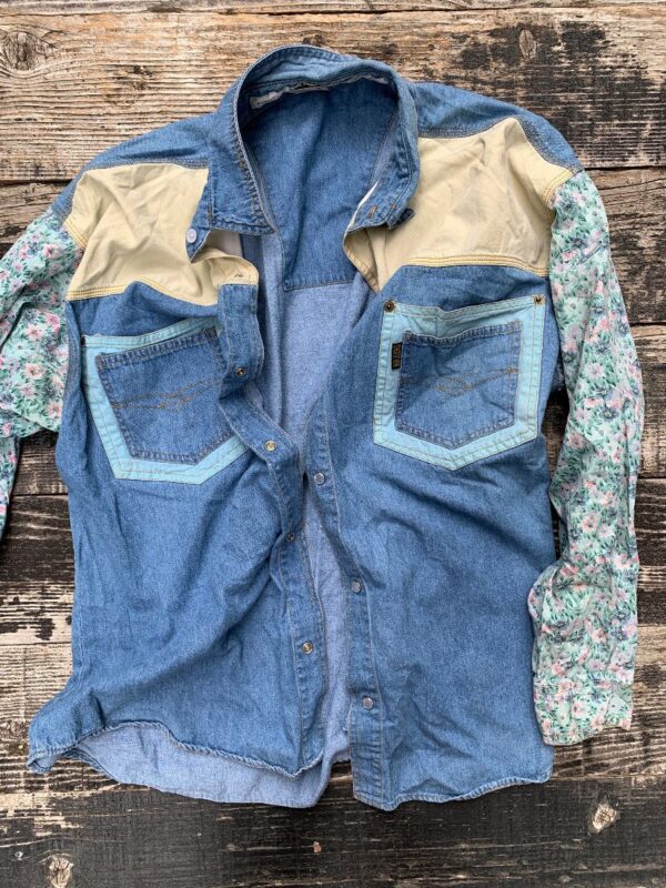 product details: 90S BLOSSOM STYLE FLORAL DENIM CHAMBRAY LONG PATCHWORK SLEEVE SHIRT photo