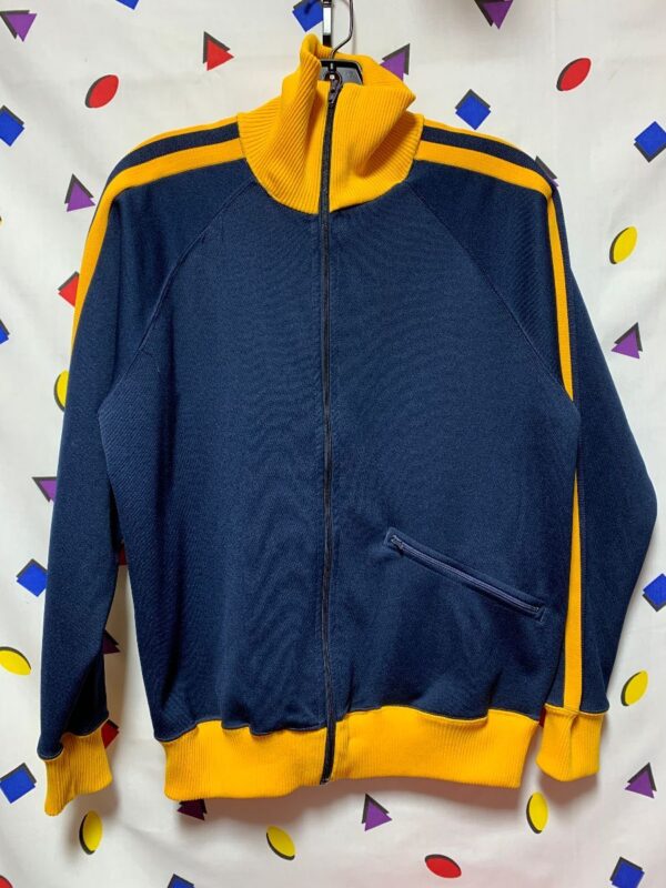 product details: 1980S MENS TOTALLY 80S TENNIS ZIPUP TRACK JACKET MICHIGAN COLORS RACING STRIPES photo