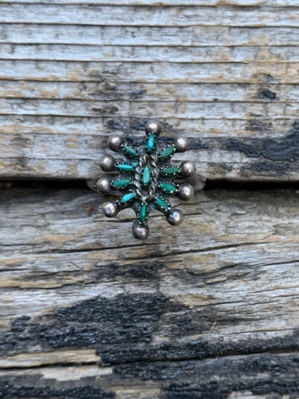 product details: DAINTY ZUNI TURQUOISE NEEDLEPOINT CLUSTER RING STERLING RING photo
