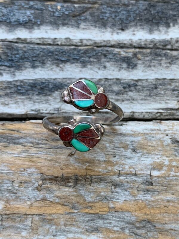 product details: VINTAGE TURQUOISE & CORAL INLAY RING ADJUSTABLE STERLING RING photo