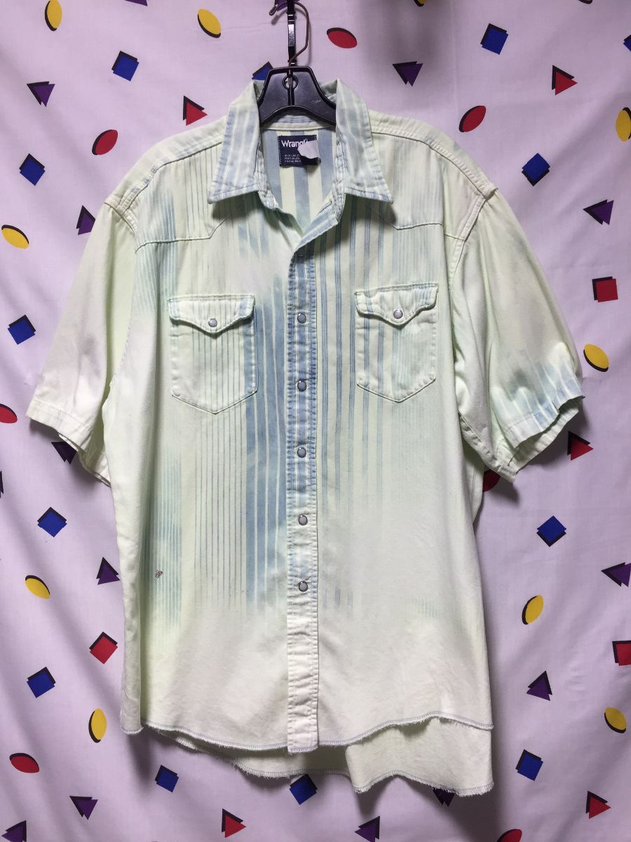 Wrangler Short Sleeve Pearl Snap Button Up Dual Front Pocket Western Style  Shirt | Boardwalk Vintage