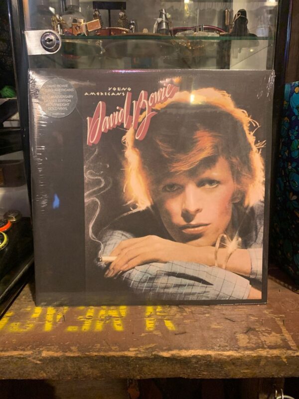 product details: DAVID BOWIE - YOUNG AMERICAN VINYL RECORD photo