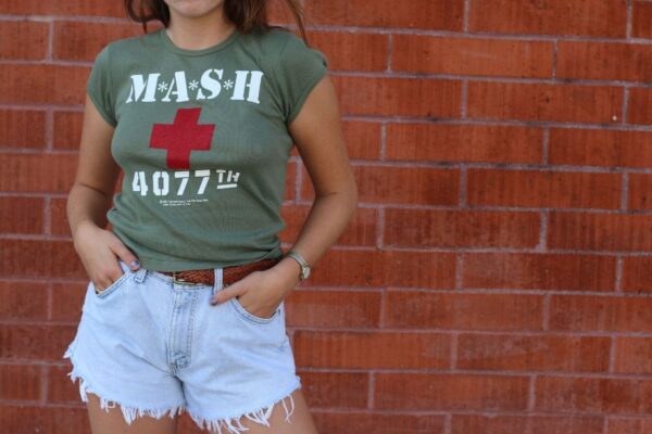 product details: *DEADSTOCK* *M*A*S*H* COTTON BABY TEE SHIRT *ORIGINAL 1981 STOCK MASH photo