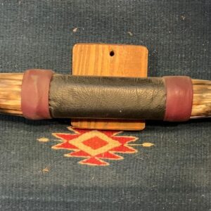 Photo detail:VINTAGE WESTERN BULLHORNS MOUNTED ON WOOD