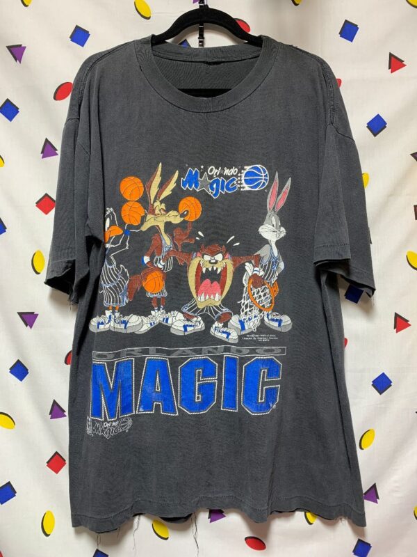 product details: T-SHIRT 1993 ORLANDO MAGIC WARNER BROS DOUBLE SIDED GRAPHIC - AS IS photo
