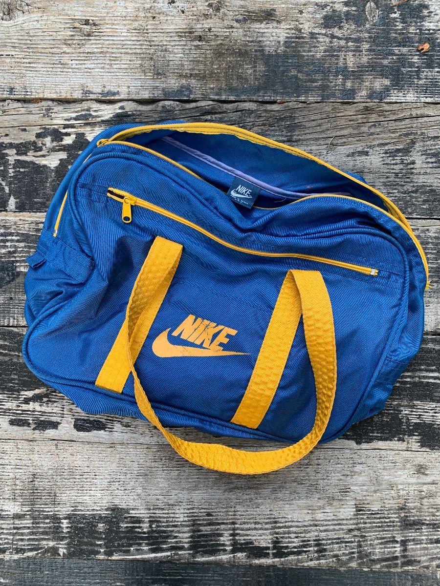 Amazing Vintage 1980s Nike Blue Tag Mini Duffel Gym Bag