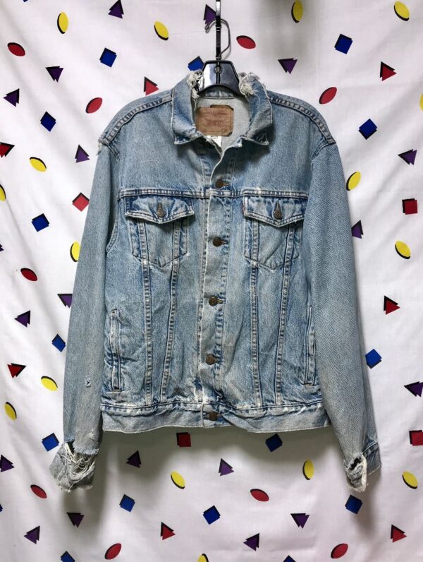 product details: PERFECT SLOUCHY DENIM JACKET DISTRESSED COLLAR LIGHT WASH photo