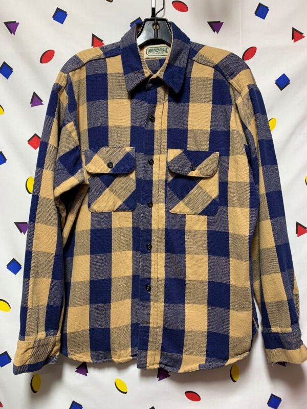 product details: PLAID BUTTON UP FLANNEL COTTON LS SHIRT WITH FRONT BUTTON POCKETS photo