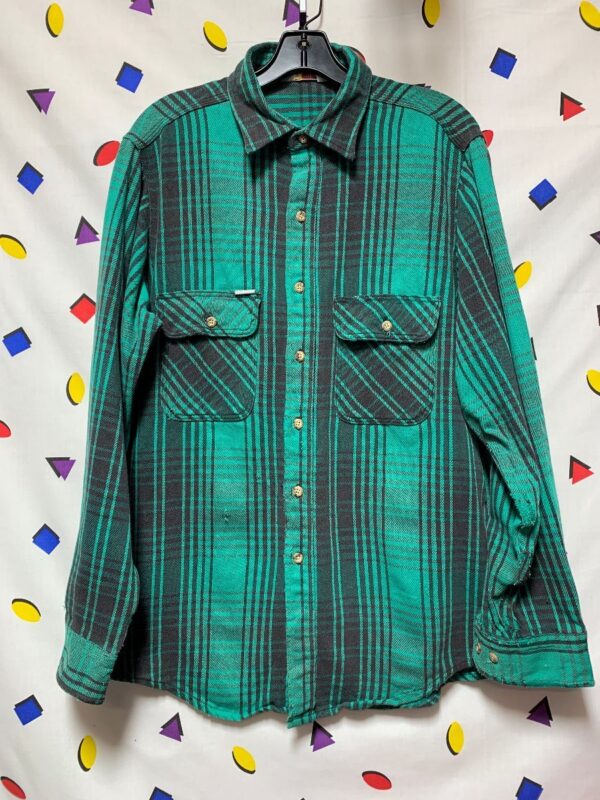 product details: STRIPED BUTTON UP FLANNEL COTTON LS SHIRT WITH FRONT BUTTON POCKETS photo