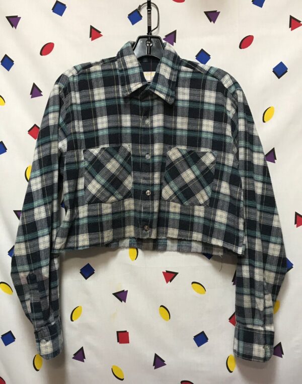 product details: BASIC PLAID FLANNEL SHIRT - CROPPED photo
