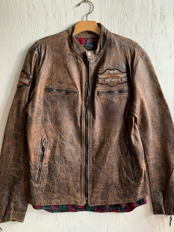 product details: HARLEY DAVIDSON EAGLE PATCHED CRACKED LEATHER JACKET WITH PLAID LINING photo