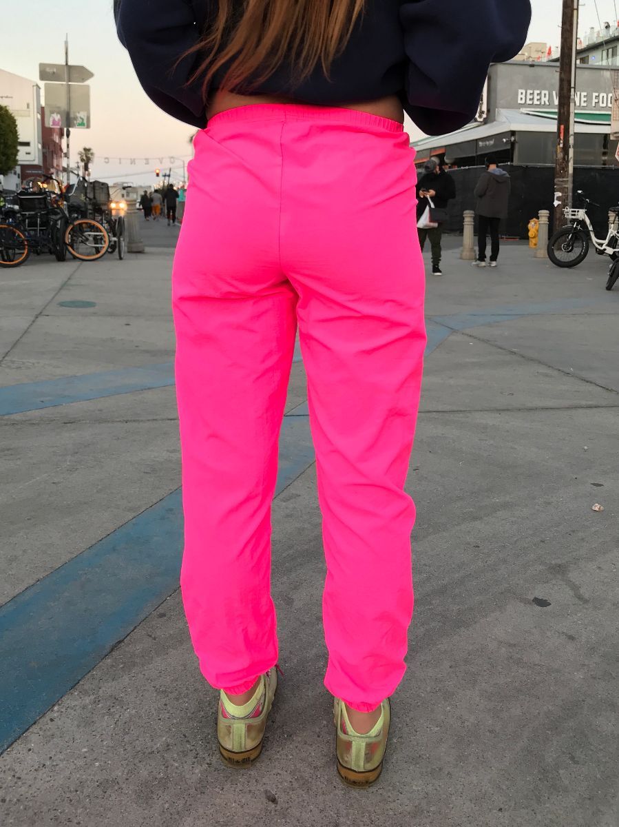 The Huxley High Waist Windbreaker Pants In Neon Pink • Impressions Online  Boutique
