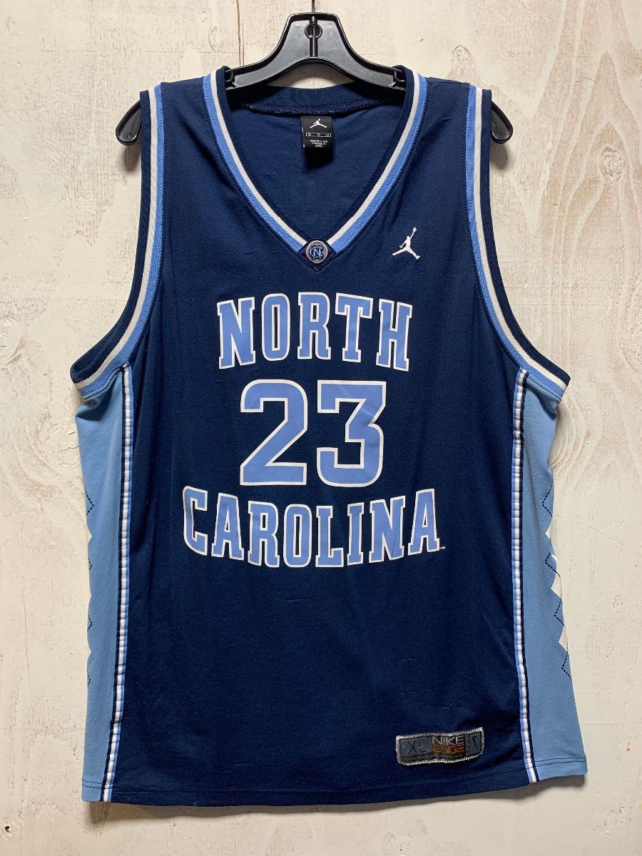 CYFANS New North Carolina 23# Blue Black White Men's Basketball Jersey  (Blue,Large), Blue : : Clothing, Shoes & Accessories