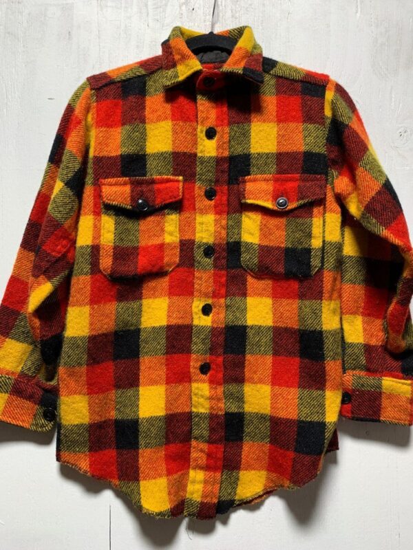 product details: RETRO ALL WOOL BUFFALO PLAID LONG SLEEVE BUTTON DOWN HEAVY FLANNEL SHIRT photo