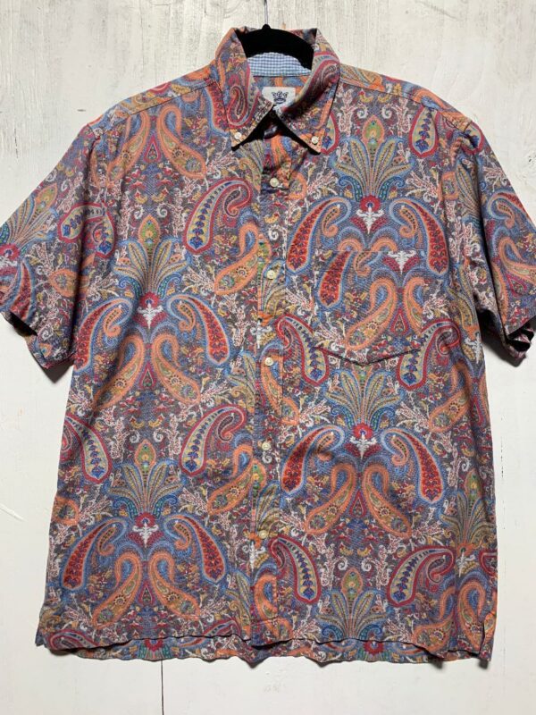 product details: WOVEN FUNKY PAISLEY PRINT SS BD SHIRT WITH FRONT POCKET photo