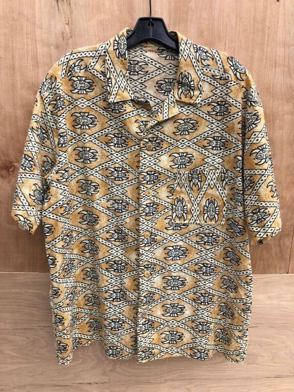 product details: RAD 1990S  AFRICAN TRIBAL MASK PRINT SS BD SHIRT WITH FRONT POCKET photo