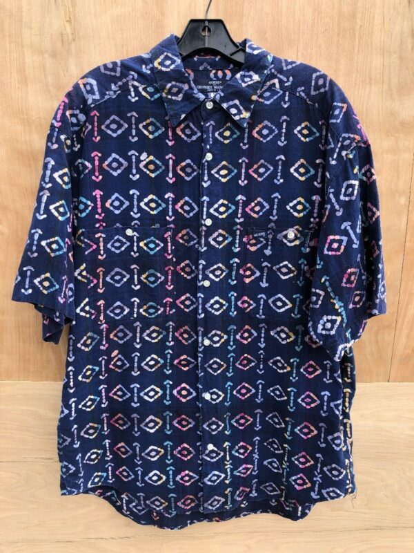product details: COTTON FUNKY PATTERN SS BD SHIRT WITH DUAL FRONT POCKETS photo