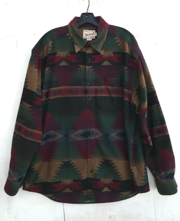 product details: WOOLRICH THICK 100% COTTON AZTEC PRINT LONG-SLEEVE BUTTON-UP SHIRT photo