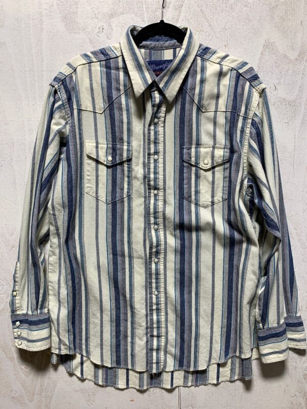 product details: WRANGLER VERTICAL STRIPE HIGH-LOW HEM LS BUTTON-UP photo