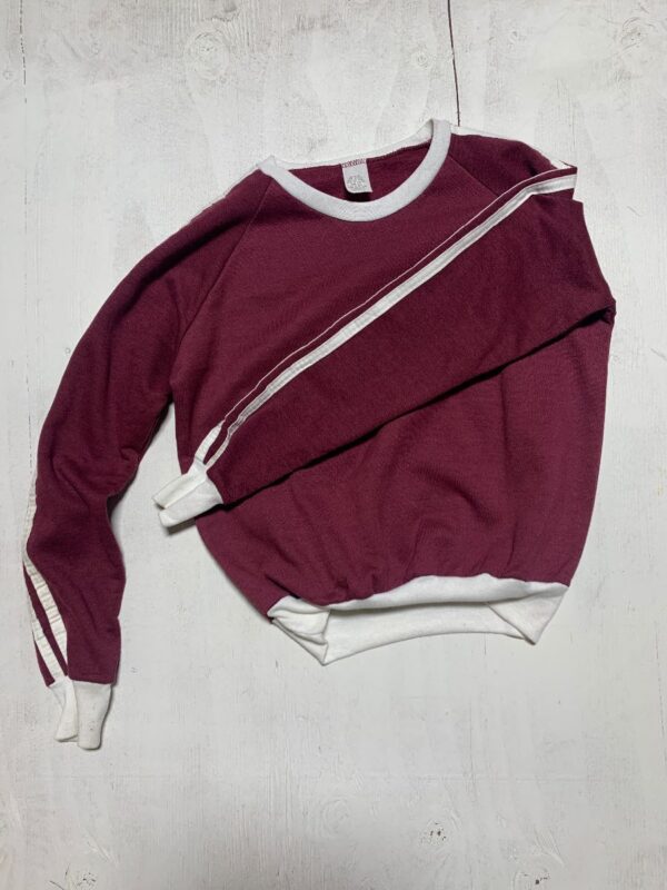 product details: SUPER RETRO EARLY 1980S RINGER CREWNECK SWEATSHIRT WITH STRIPED SIDES photo