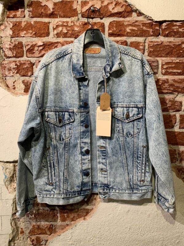 product details: AS IS - ACID WASH DENIM BUTTON UP JACKET NWT MADE IN USA NWT photo