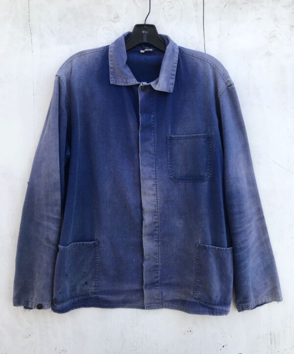 product details: AS-IS MADE IN VIETNAM FADED CHAMBRAY LONG-SLEEVE BUTTON-UP SHIRT photo