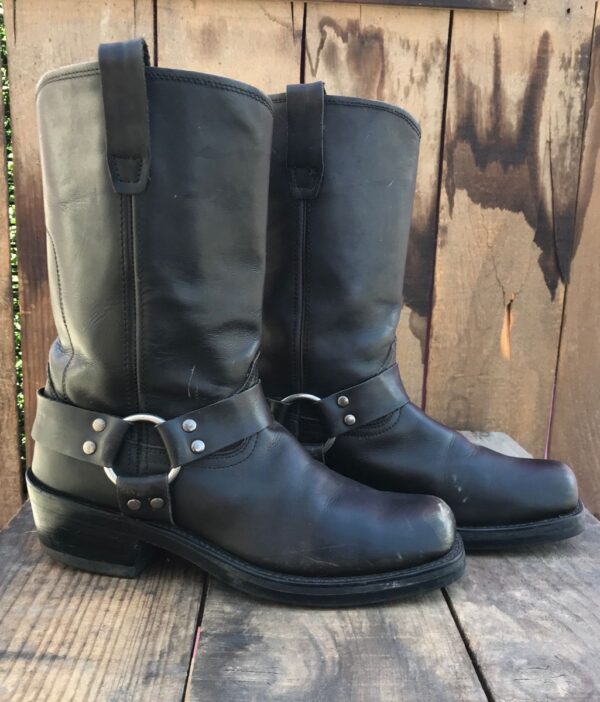 product details: CLASSIC SQUARE TOE LEATHER MOTORCYCLE RIDING BOOTS WITH HARNESS O RING DETAIL photo
