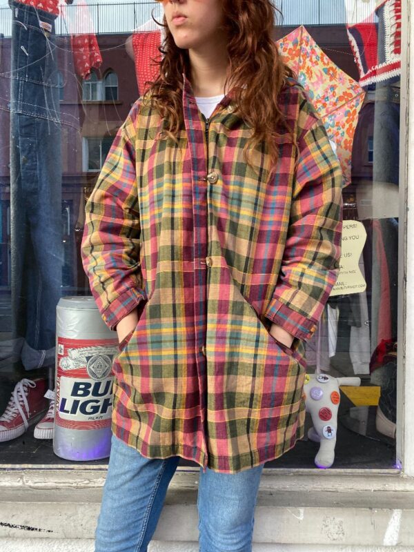 product details: AWESOME LONG SLEEVE BUTTON DOWN PLAID HOODIE photo
