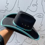1990S TEAL TRIM COWBOY HAT WITH GOLD STUDS