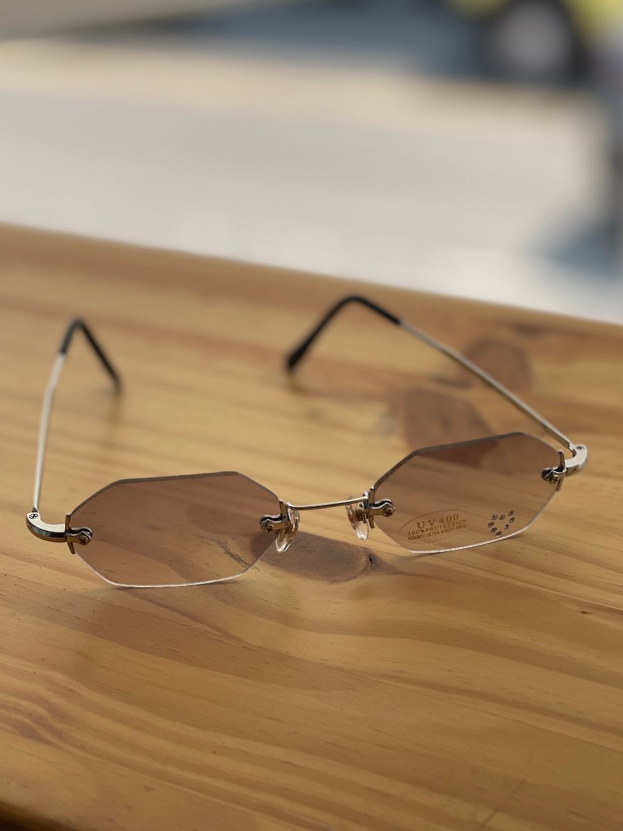 Evakuering ineffektiv Forventer Octagon Frame Rhinestone Heart Sunglasses Sheer Tinted Lense | Boardwalk  Vintage