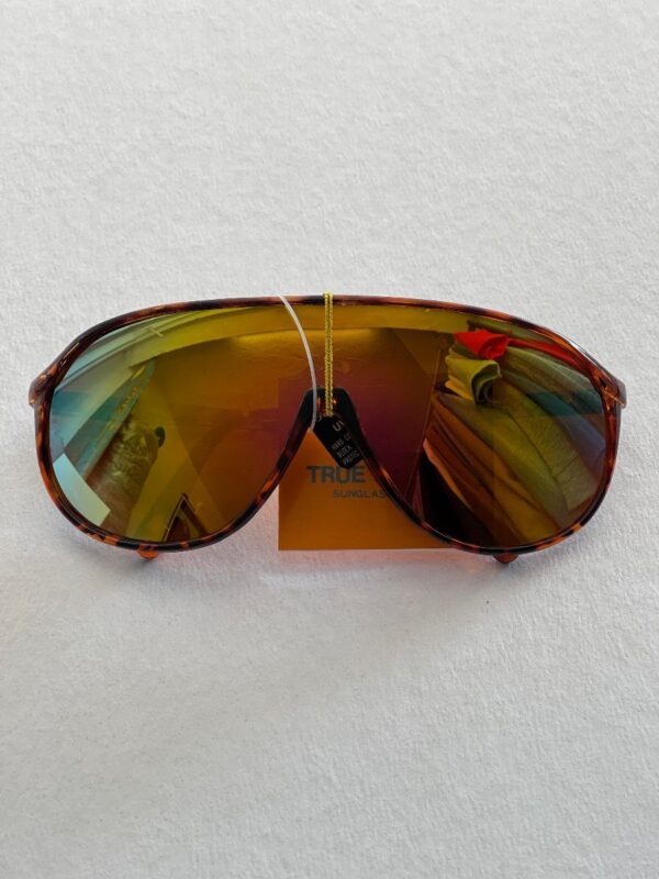product details: NWT TORTOISE SHELL POLYCARBONATE FRAME WING AVIATOR SUNSET MIRROR LENS SUNGLASSES photo