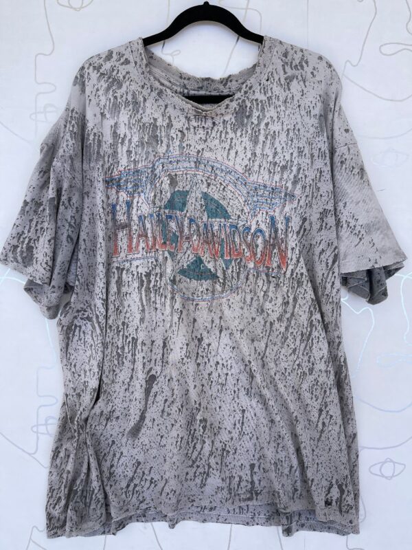 product details: RAD SPLATTER DYED DISTRESSED SIOUX FALLS, SD HARLEY DAVIDSON T-SHIRT photo