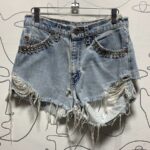 RAD STUDDED & DISTRESSED LEVIS 550 CUTOFF DENIM SHORTS  AS-IS