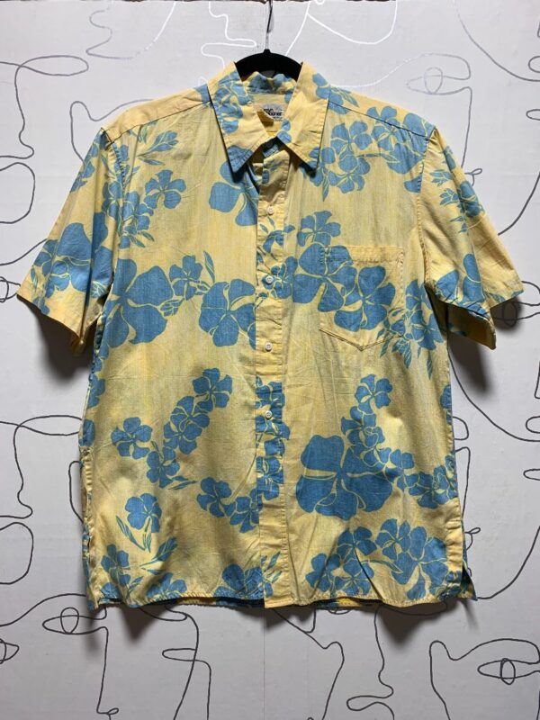 product details: CLASSIC COTTON TROPICAL FLORAL PATTERN HAWAIIAN SHIRT photo