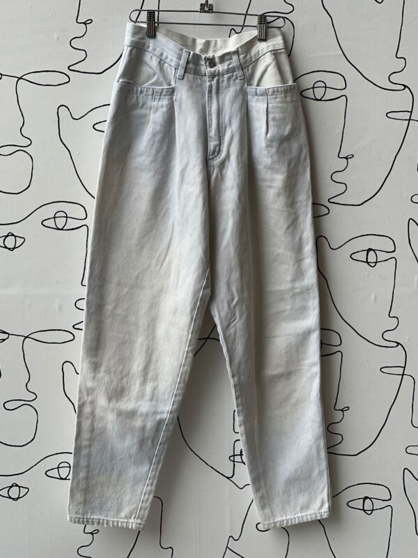 product details: 7-29 1980S HIGH WAISTED LIGHT WASH TAPERED JEANS photo