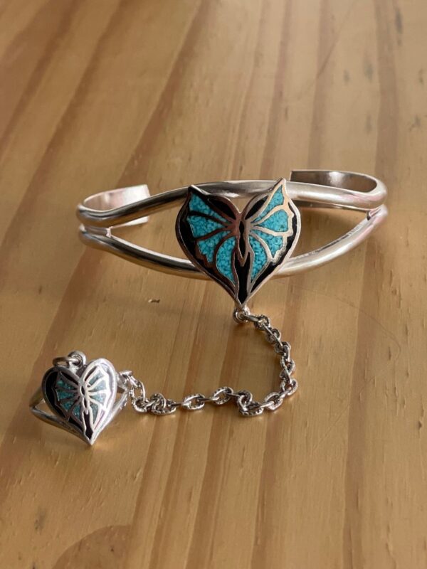 product details: CRUSHED TURQUOISE & ENAMEL BUTTERFLY CUFF BRACELET W/ CHAIN LINKED RING photo