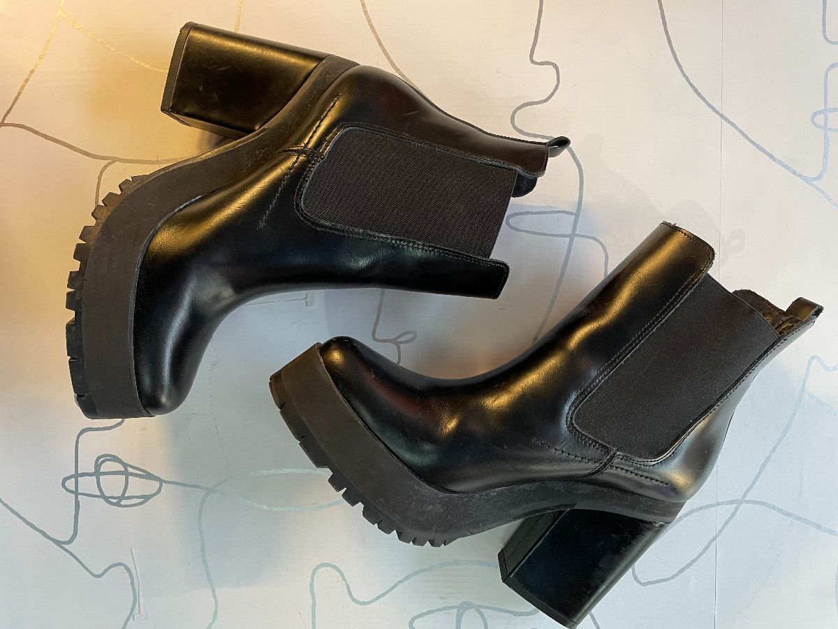 Chunky Platform Boots Made In Spain 7-76 | Boardwalk Vintage