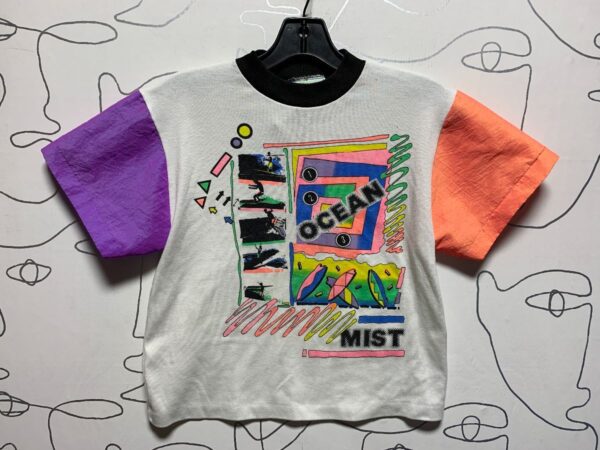 product details: CUTE COLOR BLOCK OCEAN MIST GRAPHIC TSHIRT SMALL FIT photo