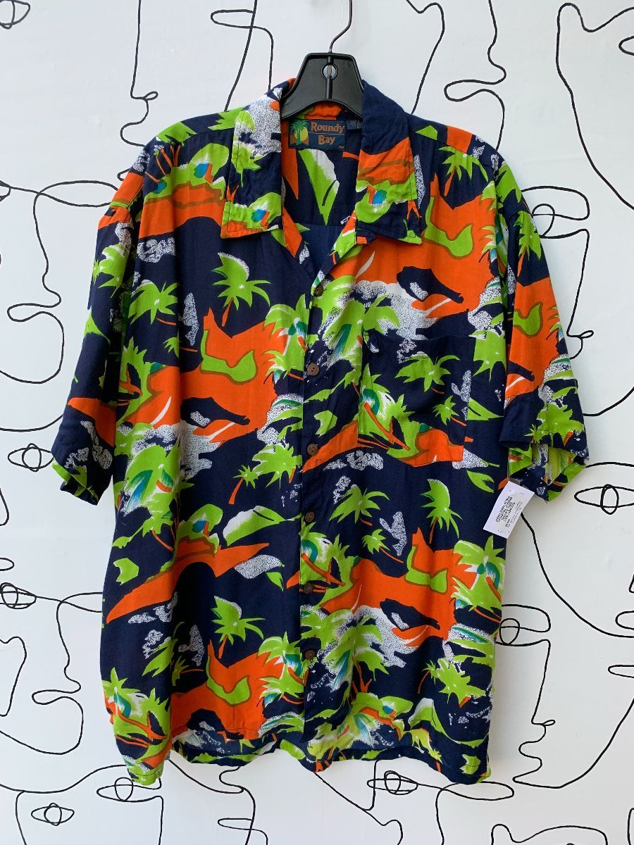 100% Rayon Bright Tropical Palm Tree Print Short Sleeve Button Up Shirt ...