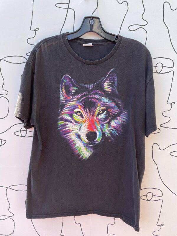 product details: COLORFUL WOLF FACE ILLUSTRATION GRAPHIC PRINT T-SHIRT photo