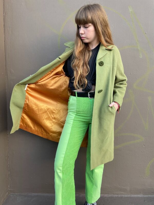 product details: 1960S OLIVE GREEN WOOL BLEND PEACOAT FULLY SATIN LINED WITH VELVET BUTTONS photo