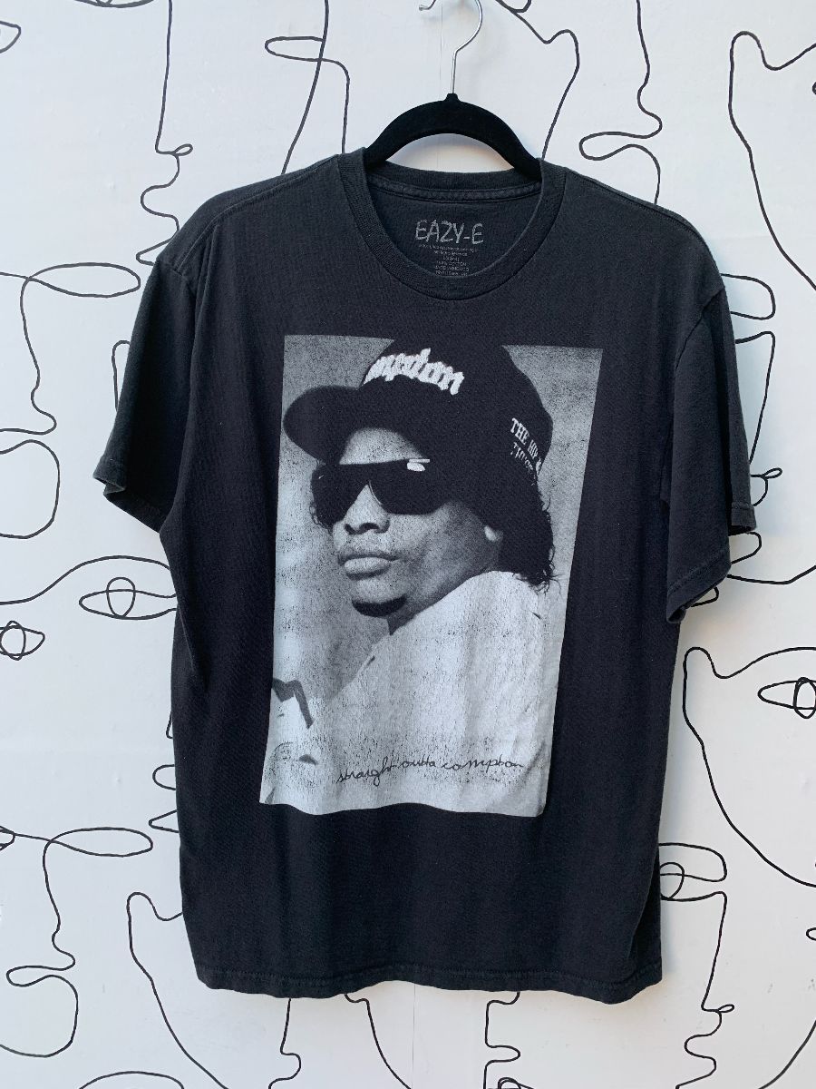 Tshirt Eazy-e Straight Outta Compton Black & White Graphic | Boardwalk ...