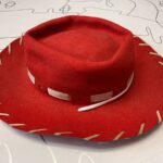 1950S KIDS WOOL WHIP-STITCHED COWBOY HAT WOVEN SATIN BAND AND STAR PERFORATED DESIGN