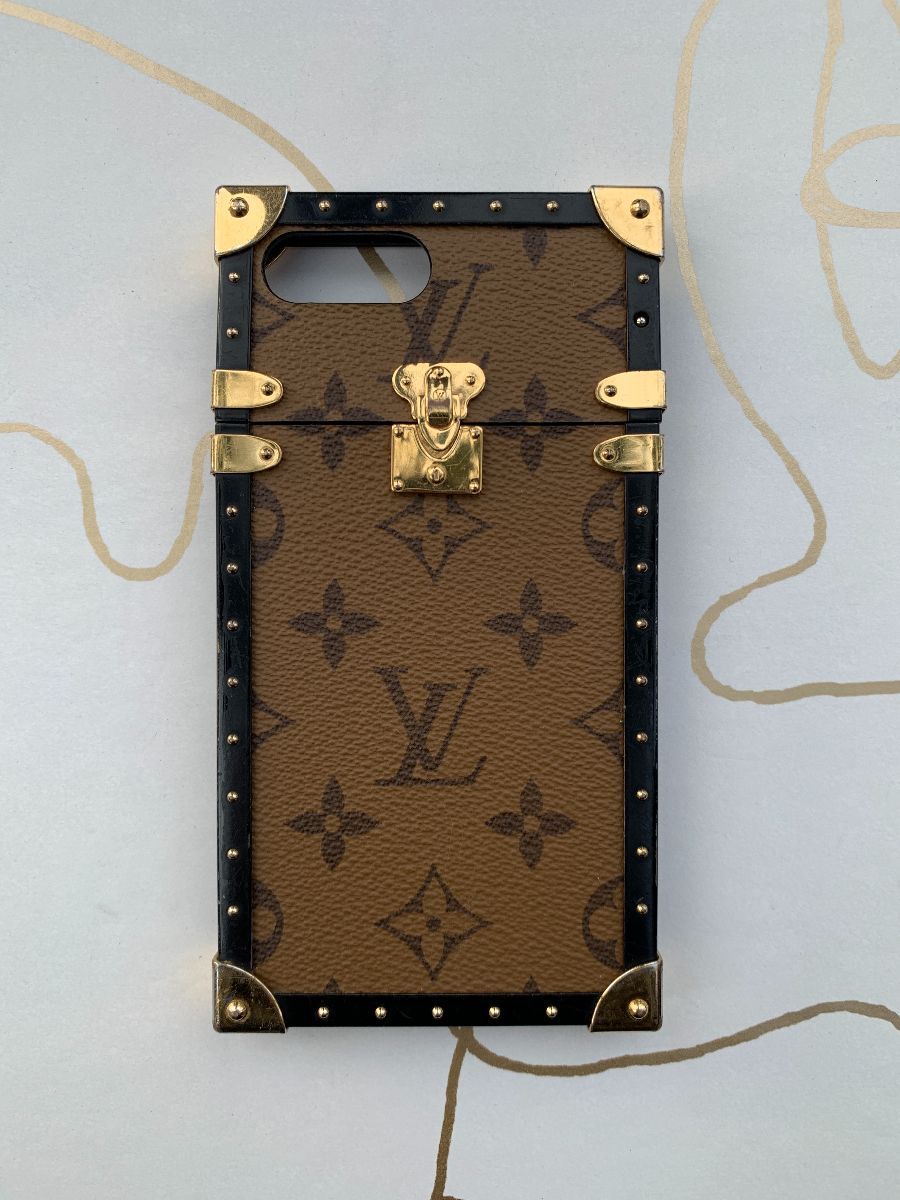 Louis Vuitton Monogram Canvas iPhone 4 Hardcase Cover - ShopStyle Tote Bags