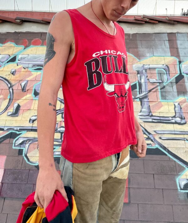 product details: 1990S CHICAGO BULLS FRONT GRAPHIC SUPER SOFT TANK TOP photo