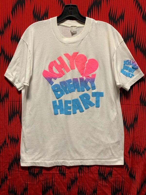 product details: ACHY BREAKY HEART PUFF PAINT GRAPHIC T-SHIRT photo