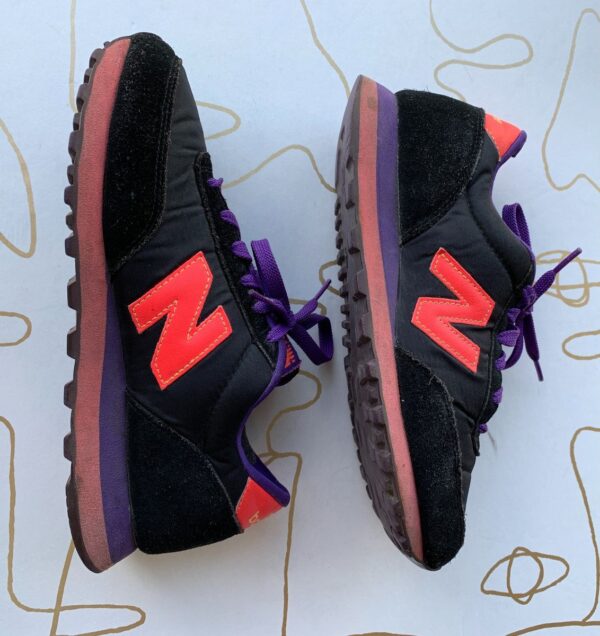product details: NEW BALANCE 501 BLACK SUEDE CASUAL SHOE photo