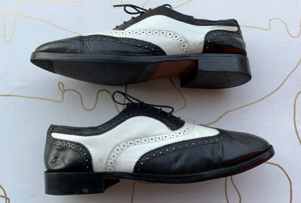 product details: WING TIP PERFORATED BLACK AND WHITE OXFORD SHOES MADE IN ITALY photo